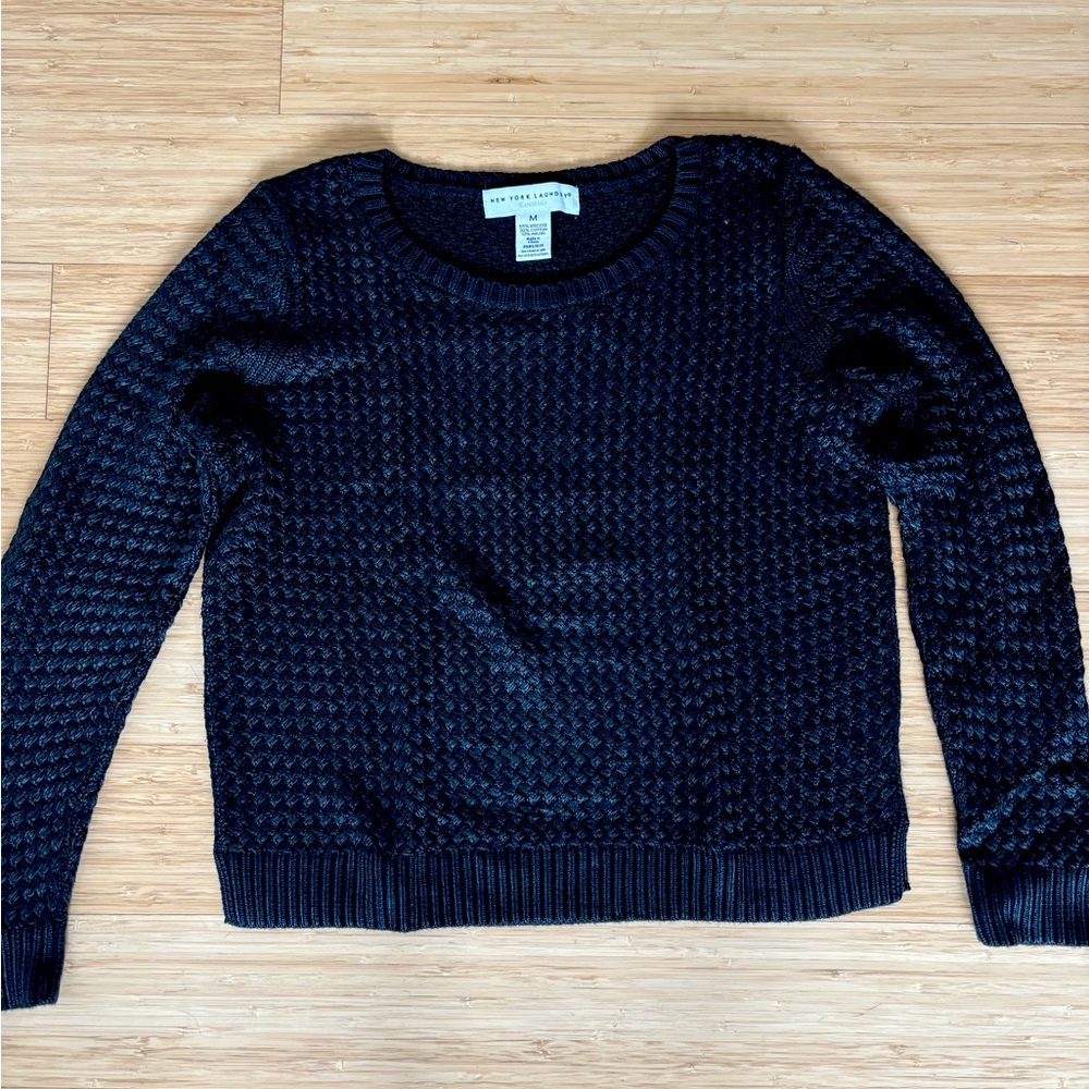 New York Laundry Black Crewneck Sweater